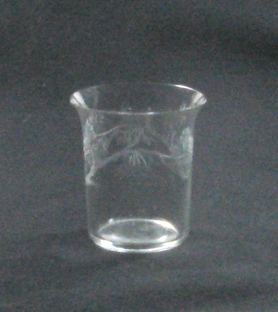 1044 - Colorless Engraved Tumbler