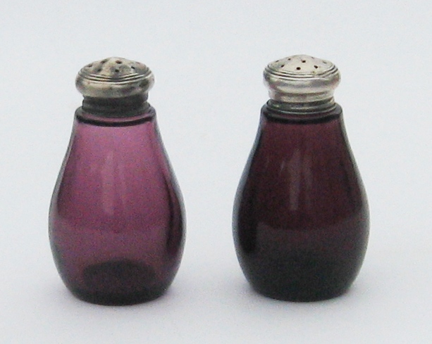 1153 - Amethyst Transparent Salt & Pepper