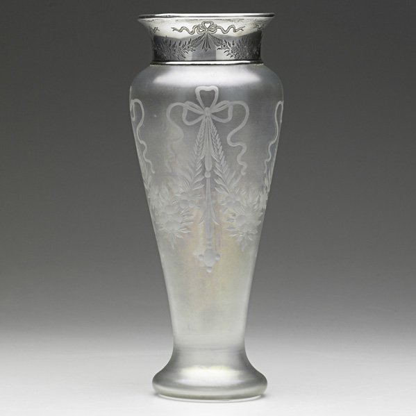 1210 - Verre de Soie Engraved Vase