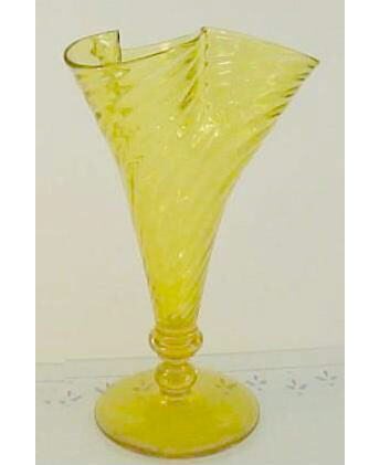 6441 - Bristol Yellow Transparent Vase