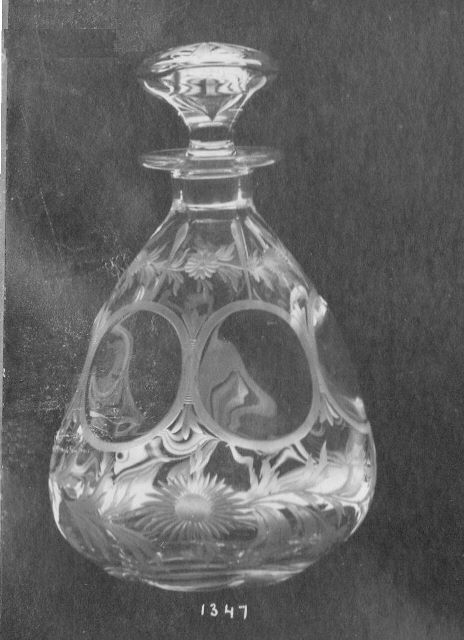 1347 - Colorless Engraved Decanter