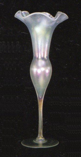 175 - Verre de Soie Iridescent Vase