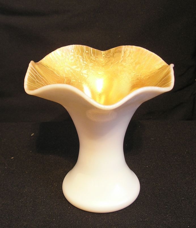 1980 - Gold Calcite Iridescent Vase