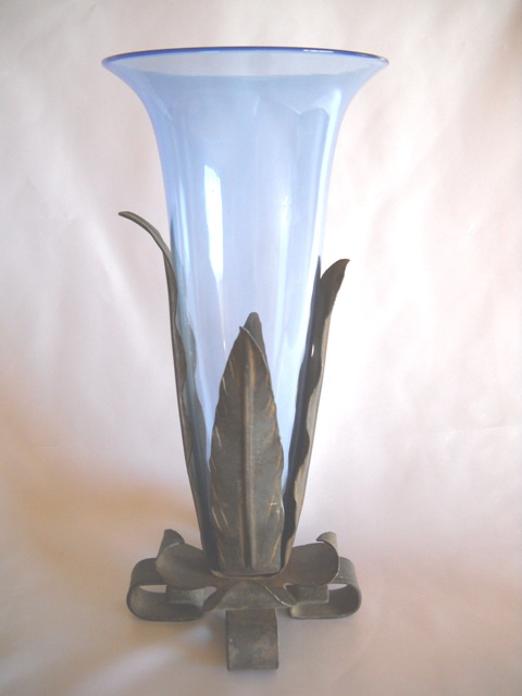 1995 - Wisteria Transparent Limousine Vase