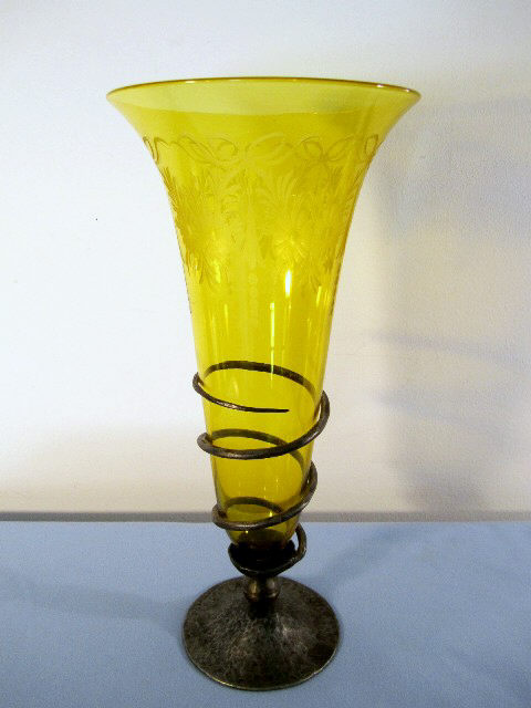 1996 - Bristol Yellow Engraved Limousine Vase