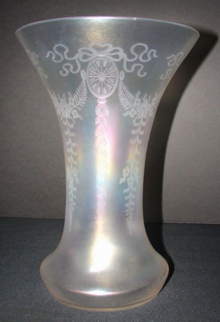 2004 - Verre de Soie Engraved Vase