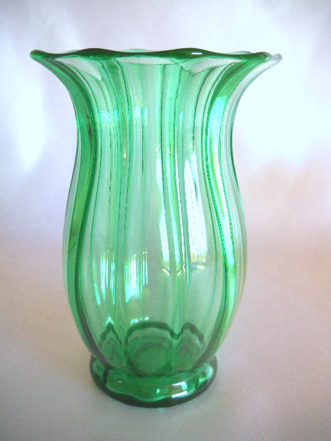 2230 - Pomona Green Transparent Shade Vase