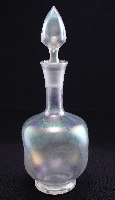 2370 - Verre de Soie Iridescent Decanter