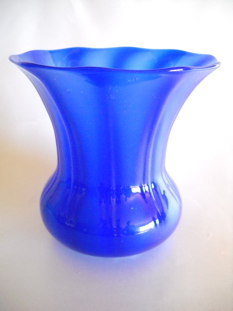 2533 - Dark Blue Jade Jade Shade Vase