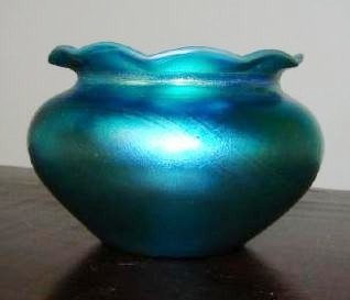 2634 - Blue Aurene Iridescent Vase