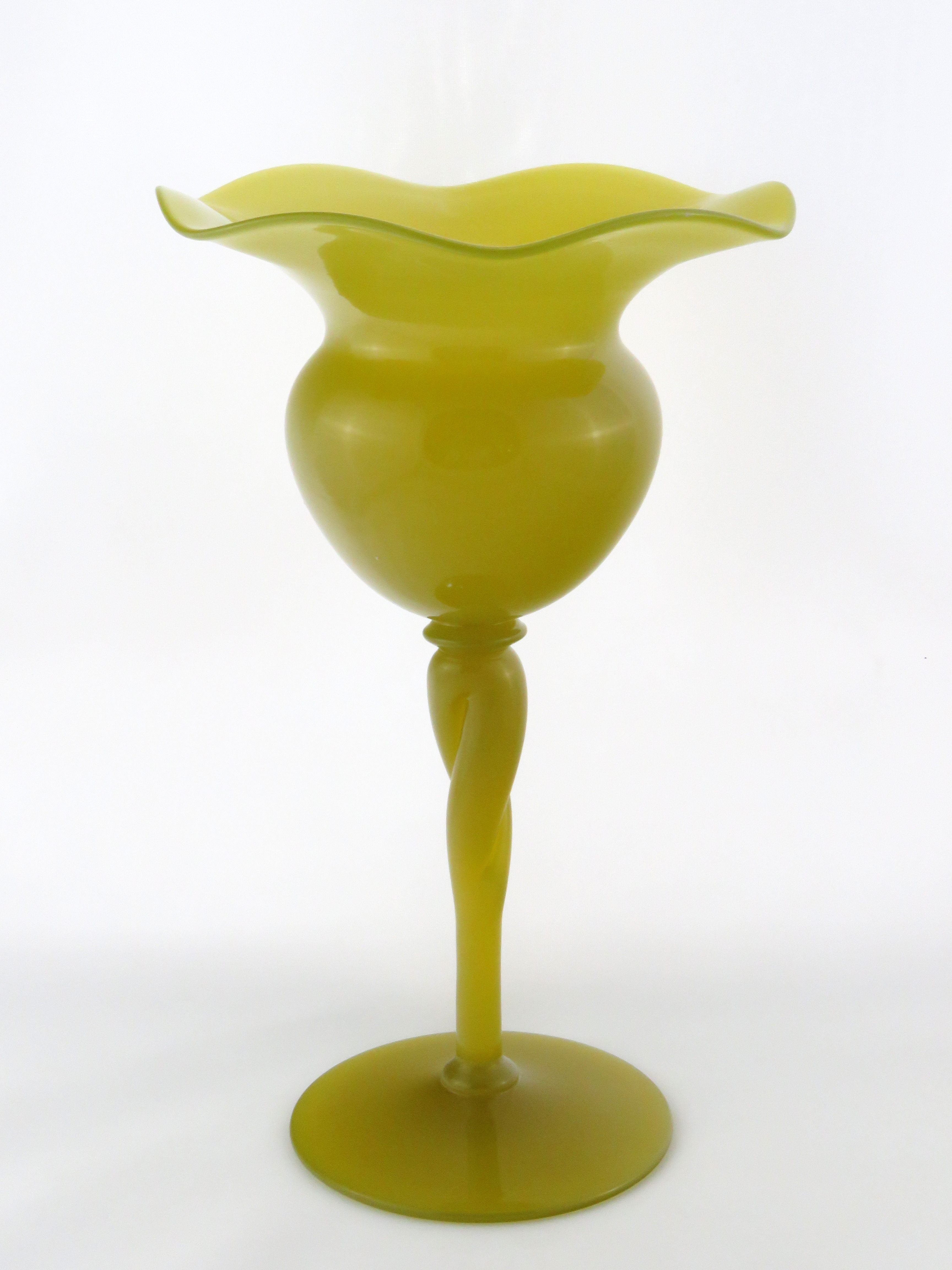 2713 - Yellow Jade Jade Vase
