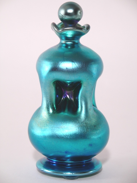 2834 - Blue Aurene Iridescent Cologne