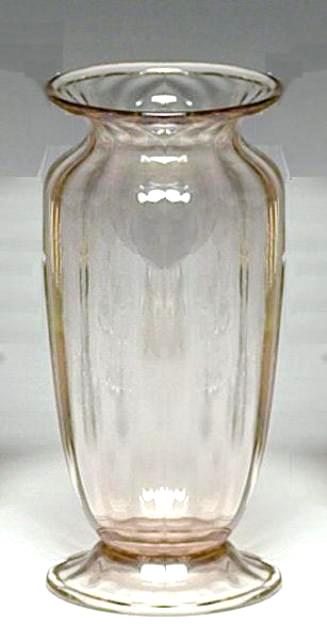 2908 - Rosa Transparent Vase
