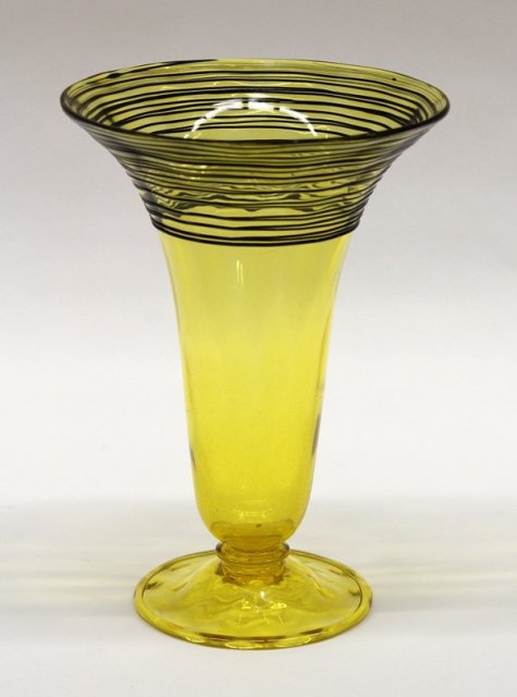 2909 - Bristol Yellow Transparent Vase