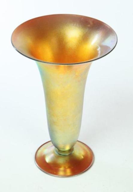2909 - Gold Aurene Iridescent Vase