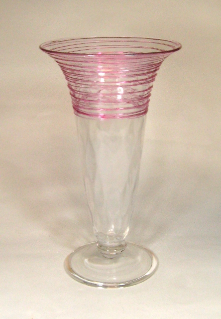 2909 - Colorless Transparent Vase