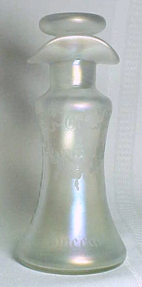 3062 - Verre de Soie Engraved Bottle