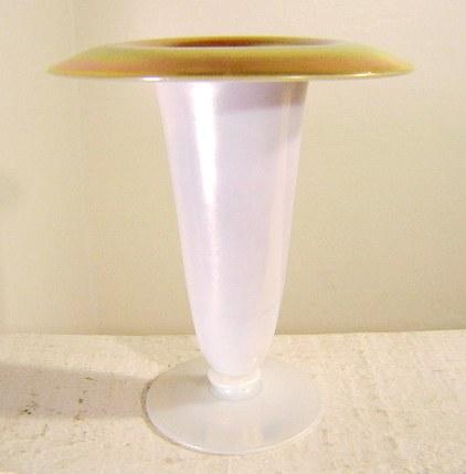 3264 - Gold Calcite Iridescent Vase