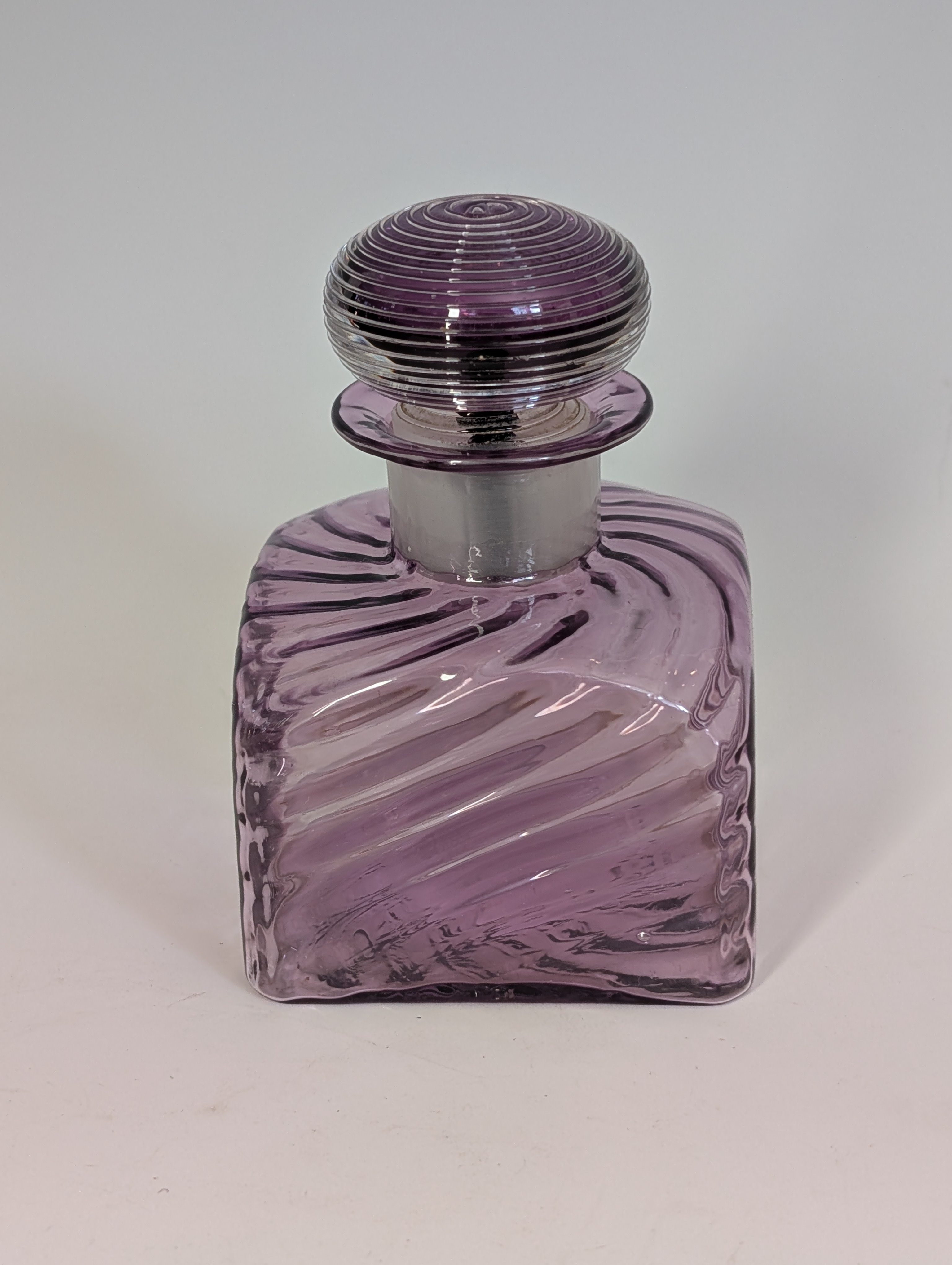 3463 - Light Amethyst Transparent Bottle