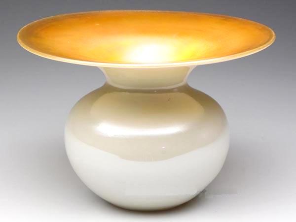 5063 - Gold Calcite Iridescent Vase