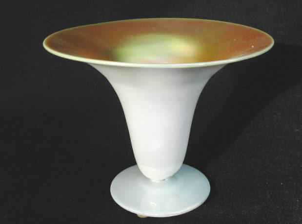 5070 - Gold Calcite Iridescent Vase