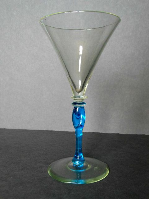 5154 - Window Glass Green Transparent Goblet