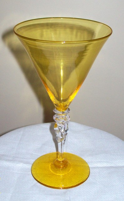 5154 - Bristol Yellow Transparent Goblet
