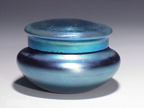 5204 - Blue Aurene Iridescent Puff Box