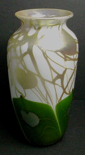 525 - Green Aurene Iridescent Vase