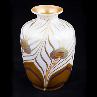 539 - Opal Iridescent Vase