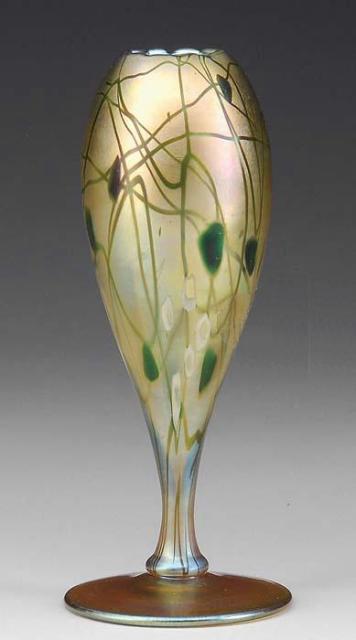 560 - Gold Aurene Iridescent Vase