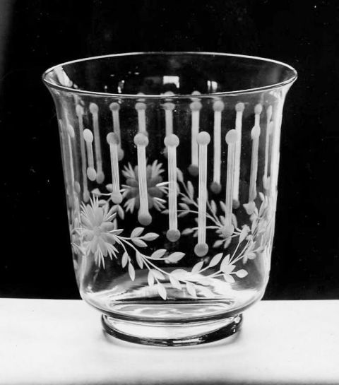 6030 - Unknown Engraved Vase
