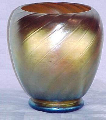 6031 - Gold Aurene Iridescent Vase