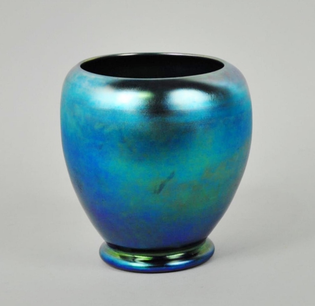 6031 - Blue Aurene Iridescent Vase