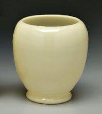6031 - Ivory Translucent Vase