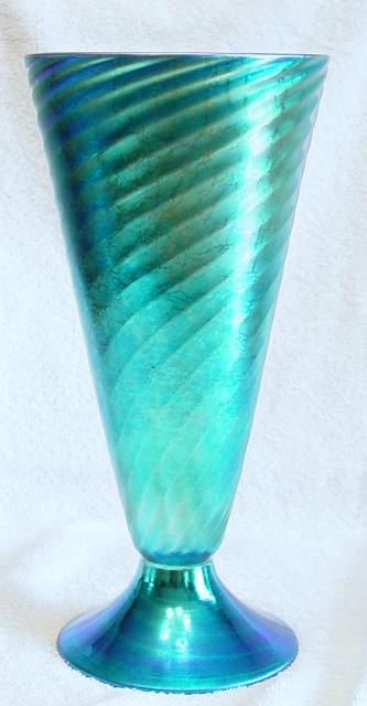 6034 - Blue Aurene Iridescent Vase