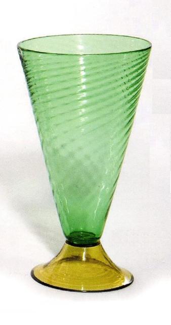 6034 - Pomona Green Transparent Vase
