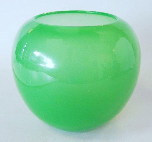 6078 - Green Jade Jade Vase