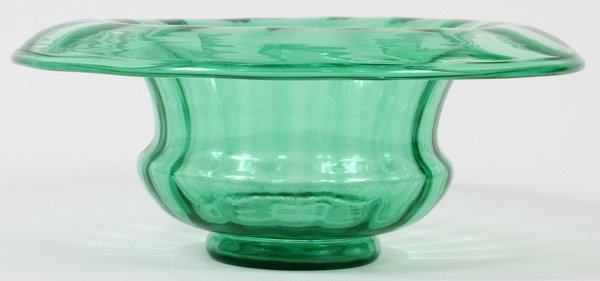 6108 - Pomona Green Transparent Bowl