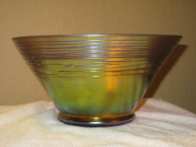 6118 - Gold Aurene Iridescent Bowl