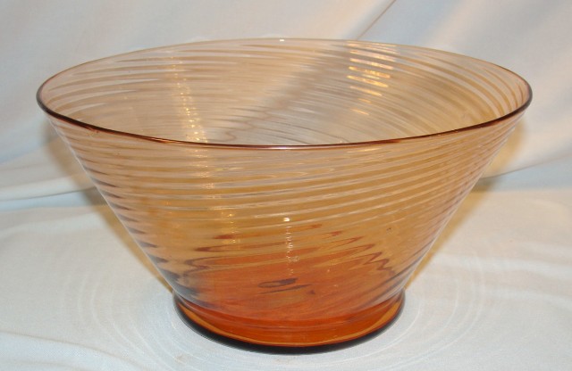 6118 - Rosa Transparent Bowl