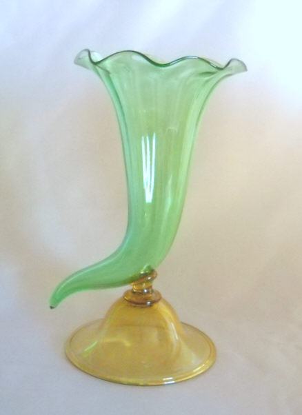 6119 - Pomona Green Transparent Vase