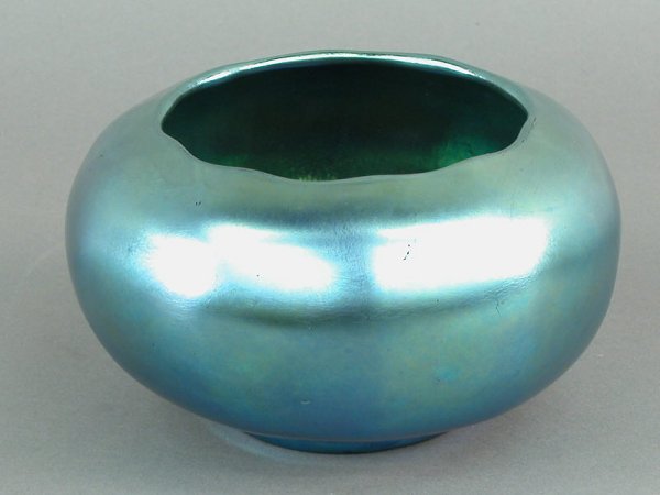617 - Blue Aurene Iridescent Bowl