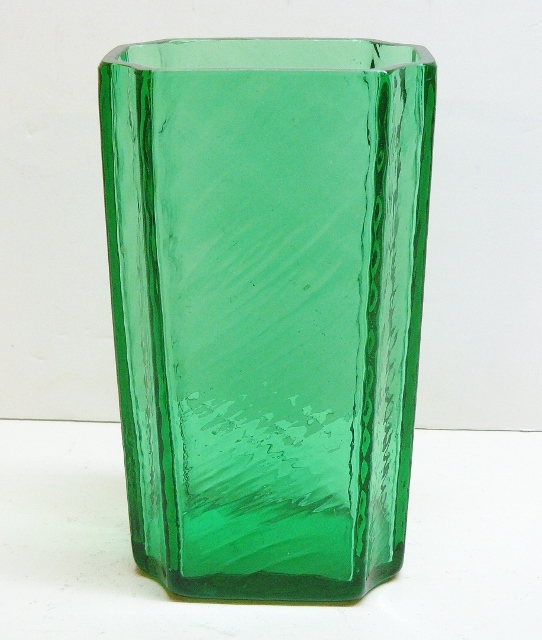 6207 - Pomona Green Transparent Vase