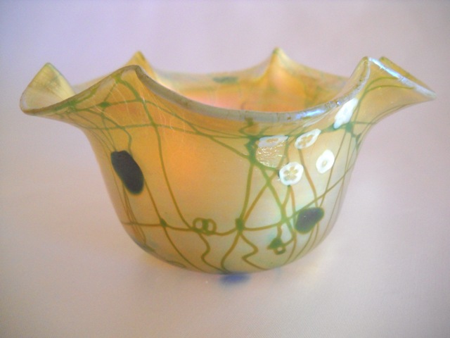 620 - Gold Aurene Iridescent Finger Bowl