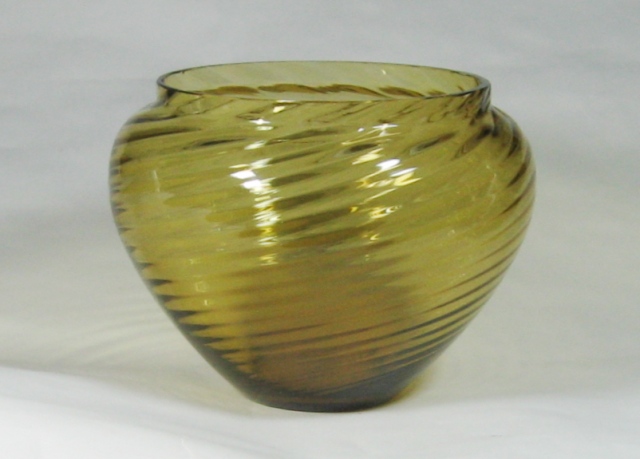 6214 - Amber Transparent Vase