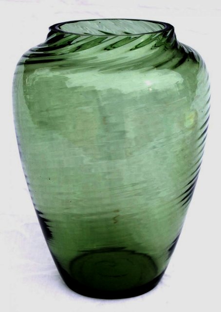 6215 - Spanish Green Transparent Vase