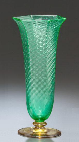 6241 - Pomona Green Transparent Vase
