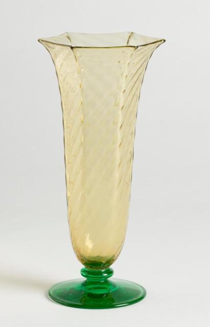 6241 - Amber Transparent Vase