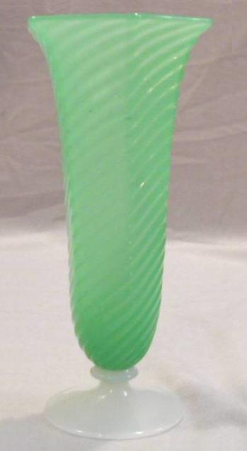 6241 - Green Jade Jade Vase